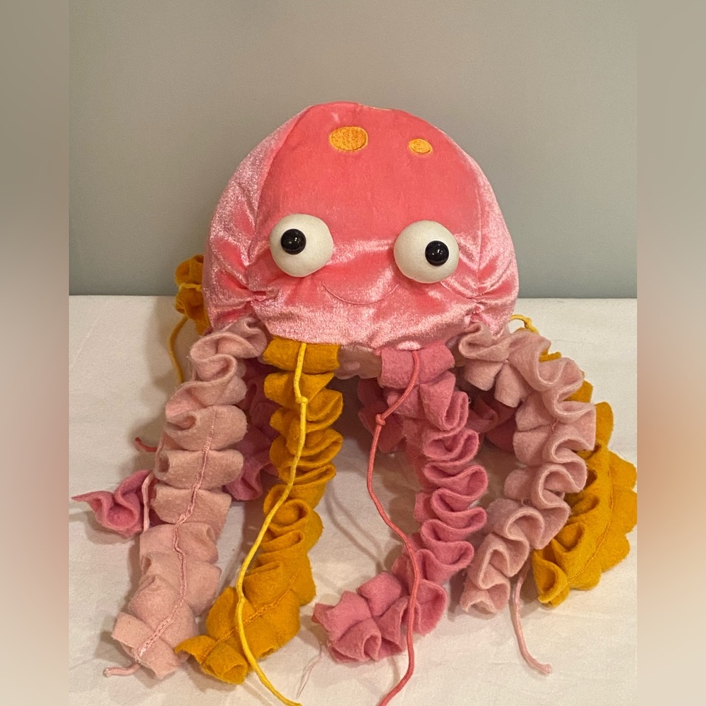 Jazzie The Jellyfish Scentsy Buddy Adorable Colourful Stuffed Animal Stuffy Toy - Picture 4 of 9